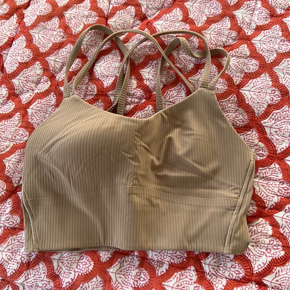 Lululemon “like a cloud” sports bra